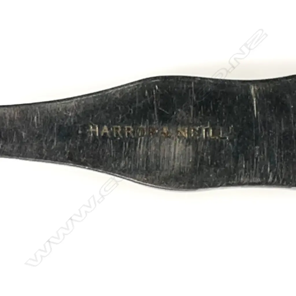 Harrop & Neill (Dunedin) silver serving spoon, Image 1++